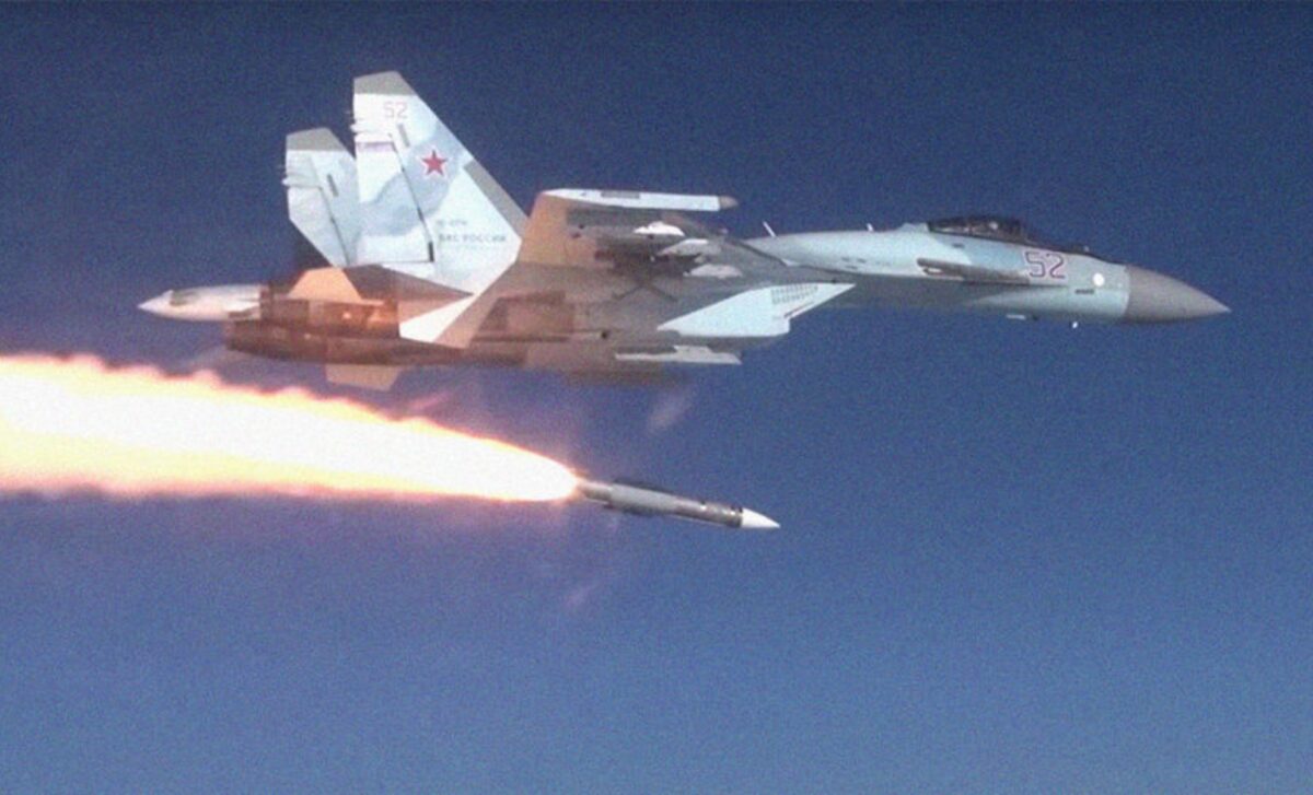 Test launch of the R-37M long-range air-to-air missile from a Su-35S fighter