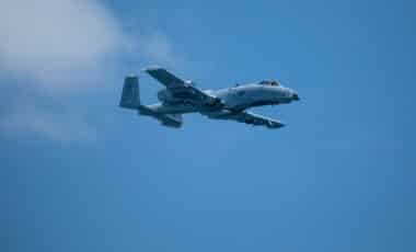 A-10 warthog THUNDERBOLT II