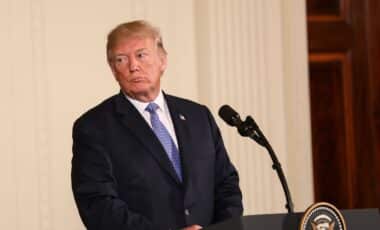 A Fleet ‘Just in Case’ Trump Sends Large US Naval Force Toward Iran Amid Rising Tensions