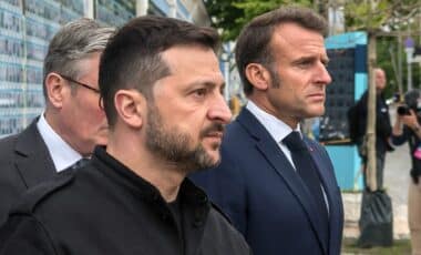 UK and France Prepare to Protect Ukraine with Troops After Ceasefire